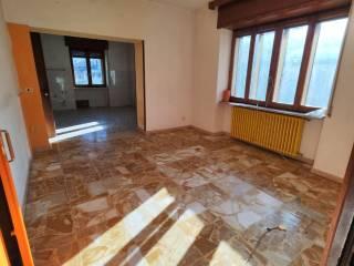 Appartamento via Valcasotto 21, Centro, Garessio