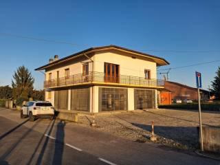 Villa unifamiliare via dell'Agnul 2, Centro, Cervignano del Friuli — foto 2 di 16