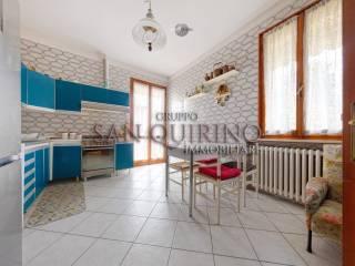Villa bifamiliare via Fosse Ardeatine 1, Villarotta, Luzzara — foto 3 di 47