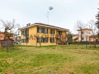 Villa bifamiliare via Fosse Ardeatine 1, Villarotta, Luzzara — foto 23 di 47