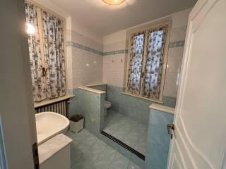 Trilocale ottimo stato, primo piano, Centro Storico, Reggio Emilia — foto 3 di 10