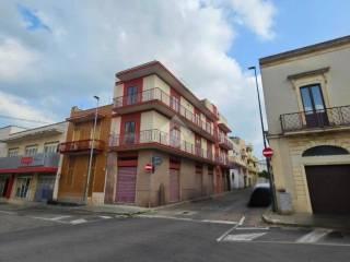 Quadrilocale via Enrico Toti 8, Centro, Galatone — foto 4 di 27