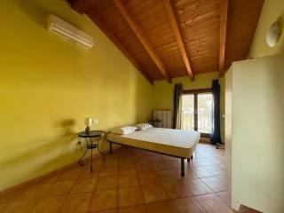 Villa plurifamiliare, ottimo stato, 180 m², Ospedale - Villaggio Manenti, Reggio Emilia