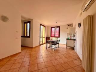 Villa plurifamiliare, ottimo stato, 180 m², Ospedale - Villaggio Manenti, Reggio Emilia — foto 7 di 20