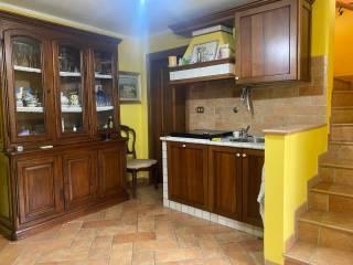 Terratetto unifamiliare 120 m², ottimo stato, Centro, Vetto — foto 12 di 21