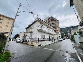 Terratetto unifamiliare via San Sebastiano, Centro, Pizzo — foto 5 di 49