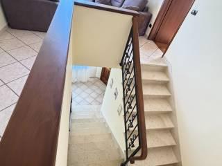 Villa unifamiliare via Giuseppe Garibaldi, Centro, Poggio a Caiano — foto 45 di 48