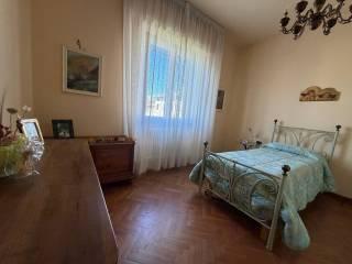 Villa unifamiliare via Giuseppe Garibaldi, Centro, Poggio a Caiano — foto 18 di 48