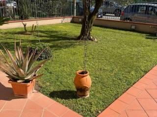 Villa unifamiliare via Giuseppe Garibaldi, Centro, Poggio a Caiano — foto 39 di 48