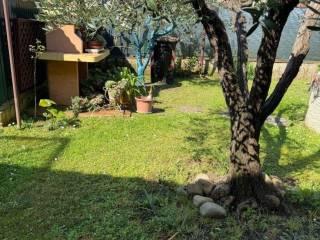 Villa unifamiliare via Giuseppe Garibaldi, Centro, Poggio a Caiano — foto 36 di 48