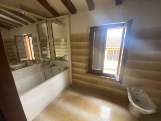 Villa unifamiliare, da ristrutturare, 952 m², Centro, Gazzuolo — foto 8 di 10