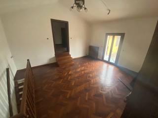 Villa unifamiliare, da ristrutturare, 952 m², Centro, Gazzuolo — foto 2 di 10