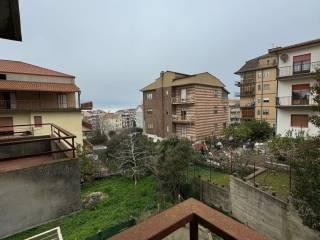 Trilocale via Bernardino Telesio, Centro, Vibo Valentia — foto 3 di 12