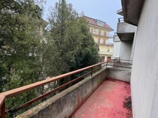 Trilocale via Bernardino Telesio, Centro, Vibo Valentia — foto 10 di 12
