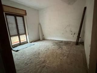Trilocale via Bernardino Telesio, Centro, Vibo Valentia — foto 5 di 12