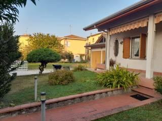 Villa unifamiliare, buono stato, 201 m², Centro, Viadana — foto 19 di 26