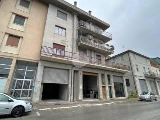 Quadrilocale Borgo Garibaldi 106, Centro, Castignano