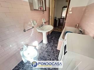 Trilocale via Romolo Del Gobbo 4, Ascoli Piceno — foto 32 di 35