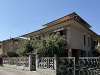 Villa unifamiliare via Carlo De Berris 28, Centro, Castelnuovo Scrivia — foto 18 di 53