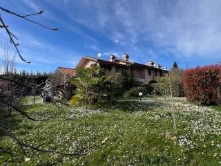 Villa plurifamiliare via Sandro Pertini, Robbiate — foto 18 di 19