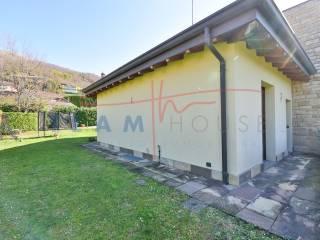 Villa unifamiliare via Cornizzolo 26, Corneno Galliano Carella Mariaga, Eupilio — foto 20 di 85