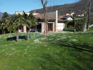 Villa unifamiliare via Cornizzolo 26, Corneno Galliano Carella Mariaga, Eupilio — foto 10 di 85
