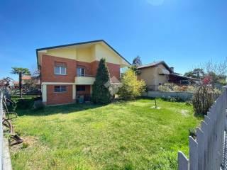 Villa unifamiliare via Giovanni Verga 7, Centro, Casirate d'Adda — foto 8 di 21