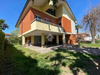 Villa unifamiliare via Giovanni Verga 7, Centro, Casirate d'Adda — foto 17 di 21
