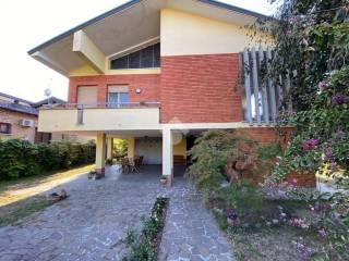 Villa unifamiliare via Giovanni Verga 7, Centro, Casirate d'Adda — foto 15 di 21
