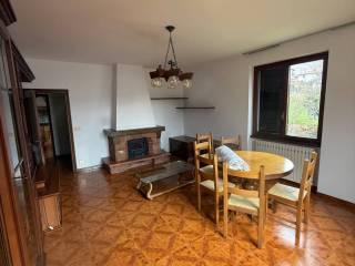 Quadrilocale via degli Alpini 9, Centro, San Bartolomeo Val Cavargna — foto 8 di 11