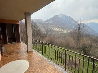 Quadrilocale via degli Alpini 9, Centro, San Bartolomeo Val Cavargna