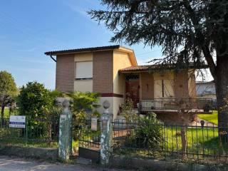 Villa unifamiliare via Pietro Nenni 3, Centro, Latisana — foto 16 di 26
