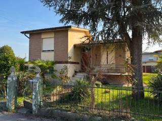 Villa unifamiliare via Pietro Nenni 3, Centro, Latisana — foto 3 di 26