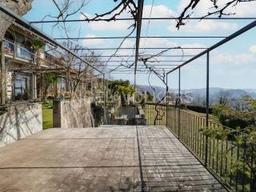 Villa unifamiliare via al Vione 6, Cesara