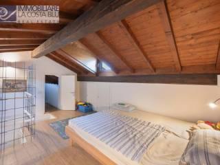 Villa unifamiliare via Alessandro Manzoni, Pai, Torri del Benaco — foto 21 di 43