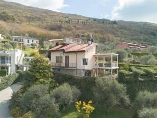 Villa unifamiliare via Alessandro Manzoni, Pai, Torri del Benaco — foto 30 di 43