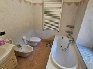 Appartamento via Regina Villa 60, Centro, Gozzano — foto 33 di 44