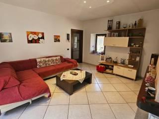 Appartamento via Regina Villa 60, Centro, Gozzano — foto 2 di 44