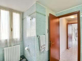 Attico via Cesare Cantù, Olginate — foto 2 di 18