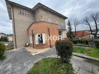 Terratetto unifamiliare via Ugo la Malfa, Centro, Amandola — foto 9 di 37