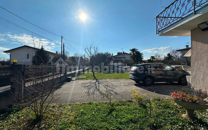 Quadrilocale via Sandro Pertini 2, Capriva del Friuli — foto 15 di 51