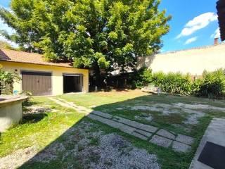 Villa unifamiliare via Ludovico Ariosto 10, Centro, Bondeno — foto 10 di 44