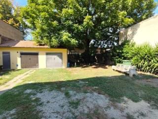 Villa unifamiliare via Ludovico Ariosto 10, Centro, Bondeno — foto 8 di 44