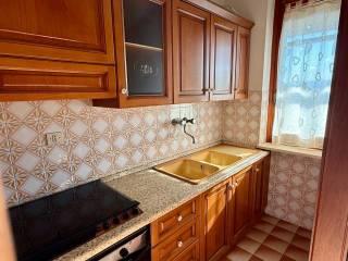 Bilocale via Pio Conti 20, Centro, Carrù — foto 5 di 34