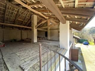 Casa colonica Strada Santa Rosalia, Santa Rosalia, Alba — foto 19 di 26