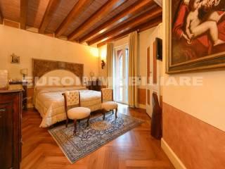 Villa unifamiliare via Fantasina 19, Fantasina, Cellatica