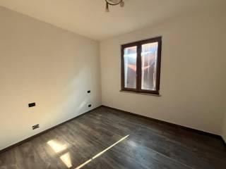 Villa bifamiliare via Giacomo Leopardi, Centro, Carpenedolo — foto 13 di 47