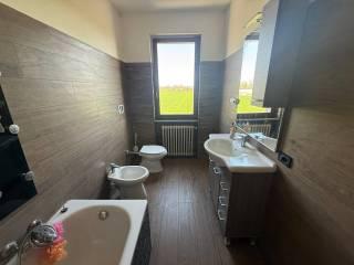 Villa bifamiliare via Giacomo Leopardi, Centro, Carpenedolo — foto 42 di 47
