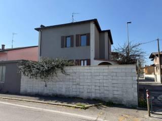 Villa bifamiliare via Giacomo Leopardi, Centro, Carpenedolo — foto 29 di 47