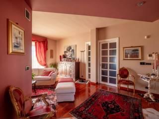 Villa plurifamiliare corso Fratelli Bandiera, Centro, Alba — foto 39 di 52